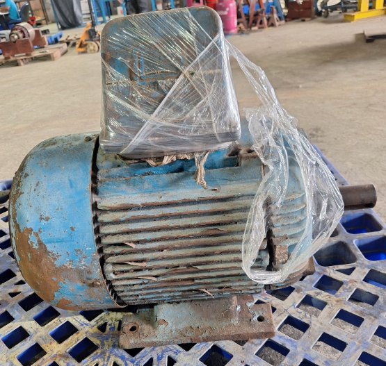 Motor 18,5KW REA Kaltim saat diterima di workshop